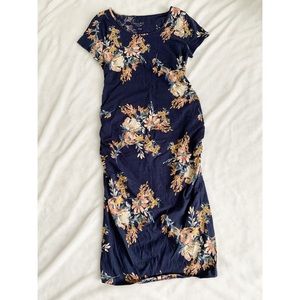 Floral maternity dress small